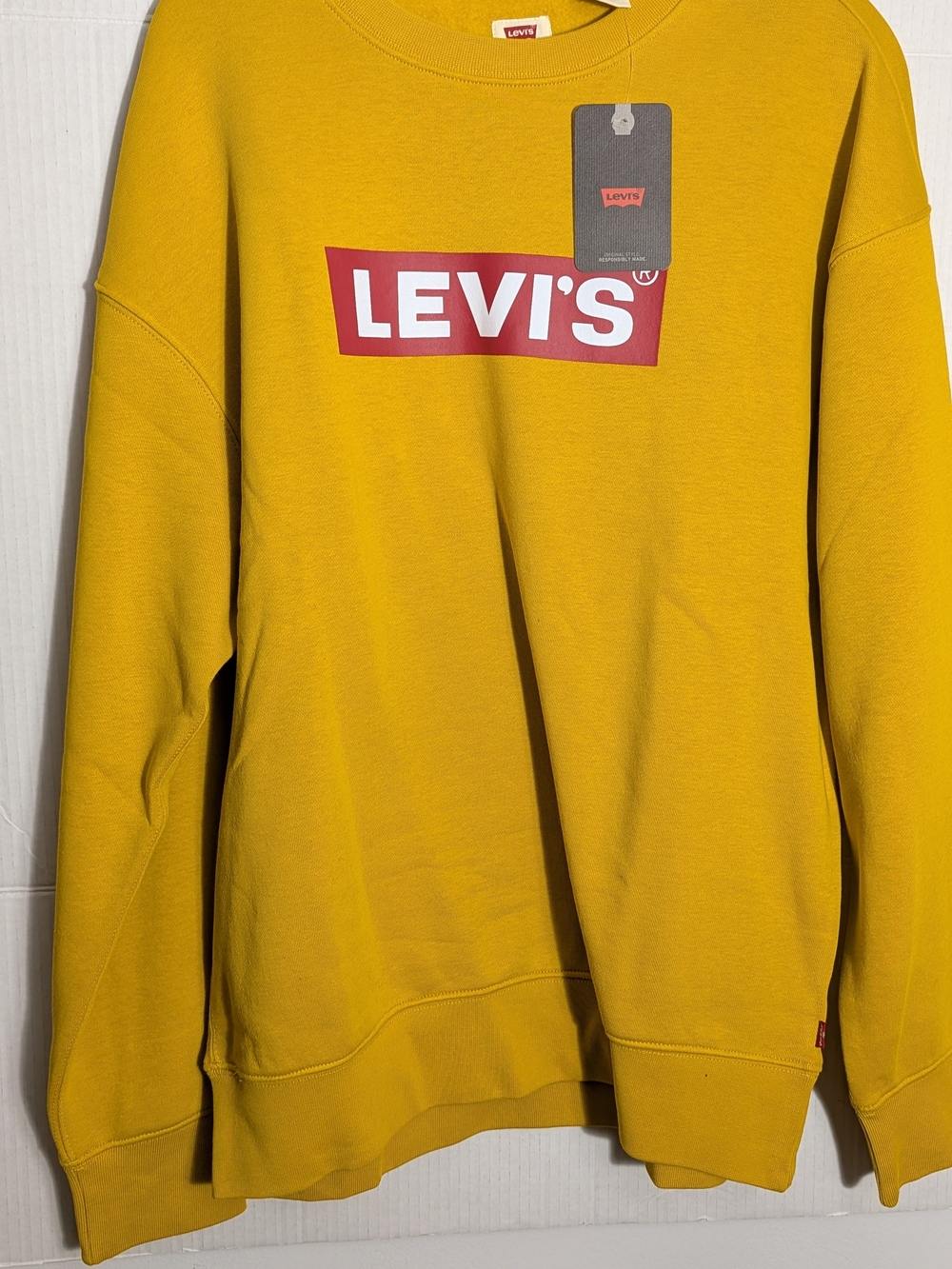 Levi's Relaxed Graphic Boxtab Crewneck Sweatshirt Men's Small - Picture 2 of 7